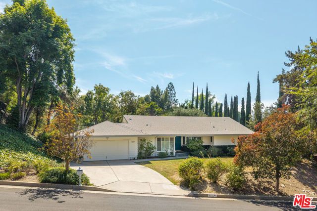 5071 Shirley Avenue, Tarzana (los Angeles), CA 91356