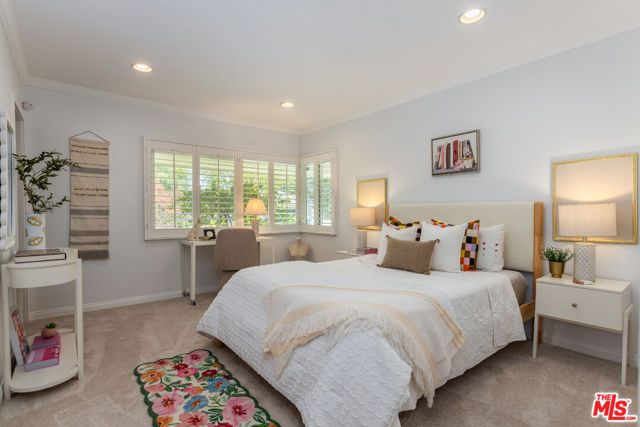 5071 Shirley Avenue, Tarzana (los Angeles), CA 91356
