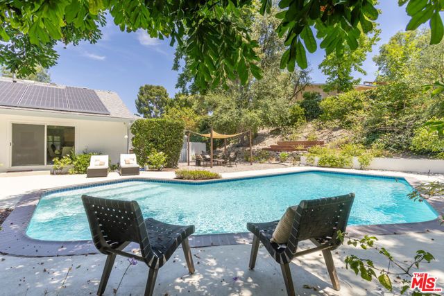 5071 Shirley Avenue, Tarzana (los Angeles), CA 91356