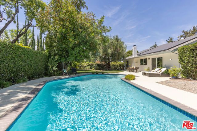 5071 Shirley Avenue, Tarzana (los Angeles), CA 91356