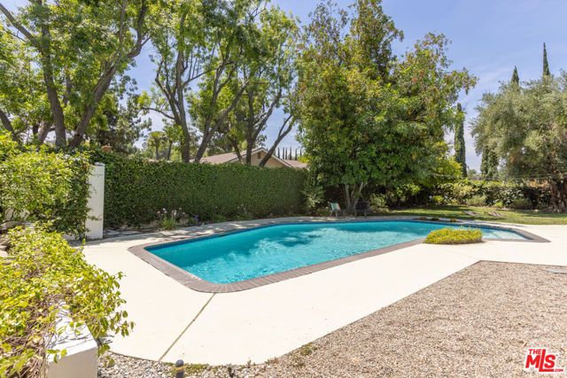 5071 Shirley Avenue, Tarzana (los Angeles), CA 91356