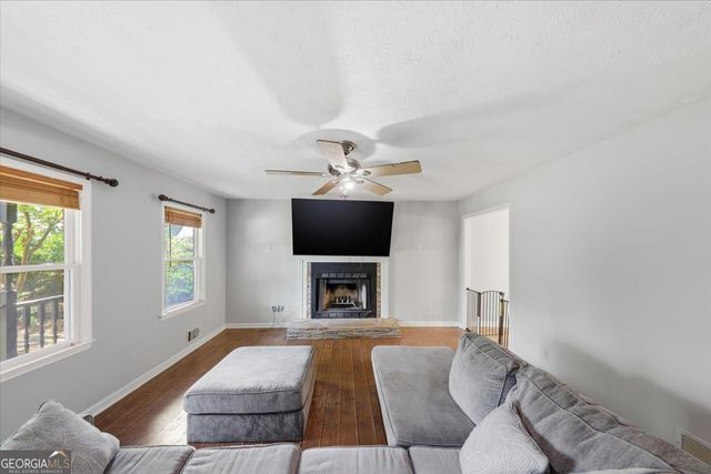 2845 Sardis Drive, Buford, GA 30519