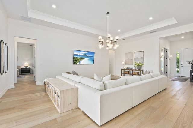 10888 Stellar Circle, Palm Beach Gardens, FL 33412