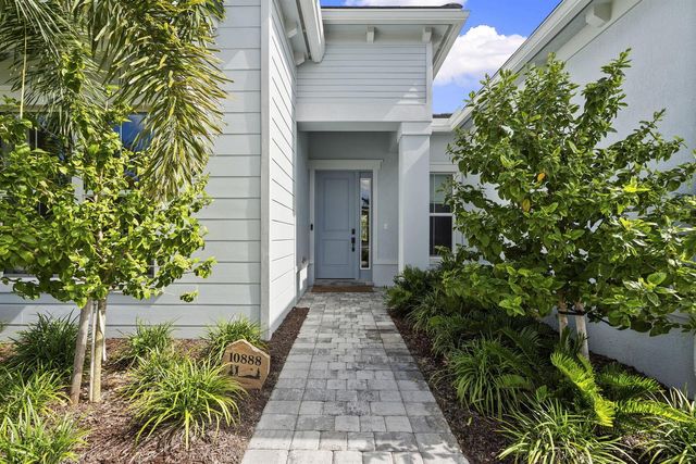 10888 Stellar Circle, Palm Beach Gardens, FL 33412