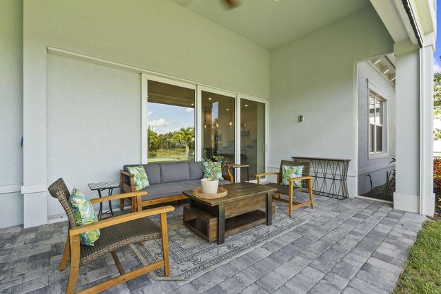 10888 Stellar Circle, Palm Beach Gardens, FL 33412