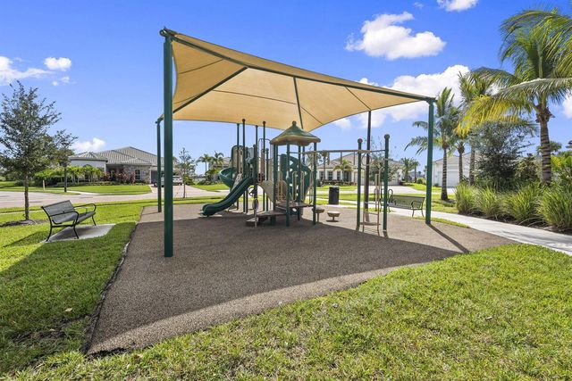 10888 Stellar Circle, Palm Beach Gardens, FL 33412