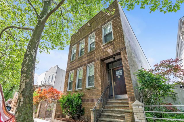 7020 & 7022 72nd Street, Glendale, NY 11385