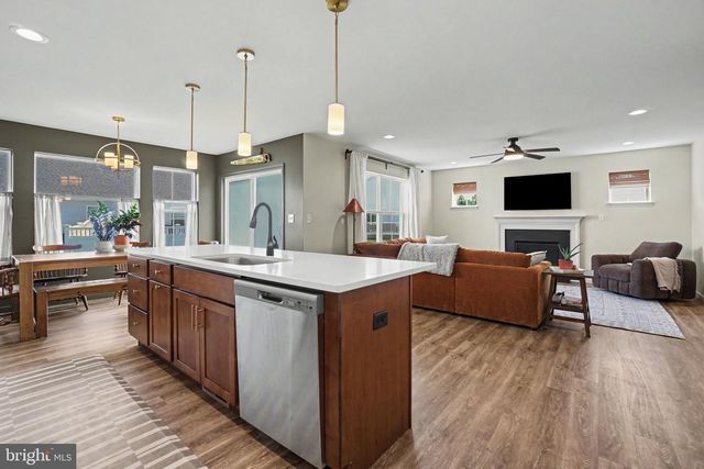 948 W NORTH STREET, Carlisle, PA 17013
