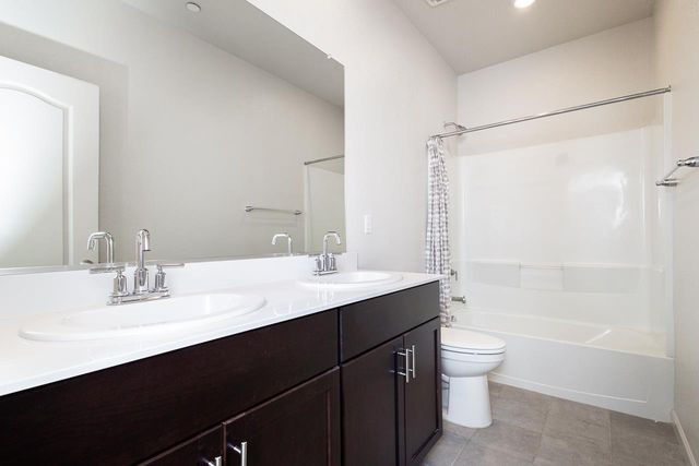 407 Cardini Ct, Lincoln, CA 95648