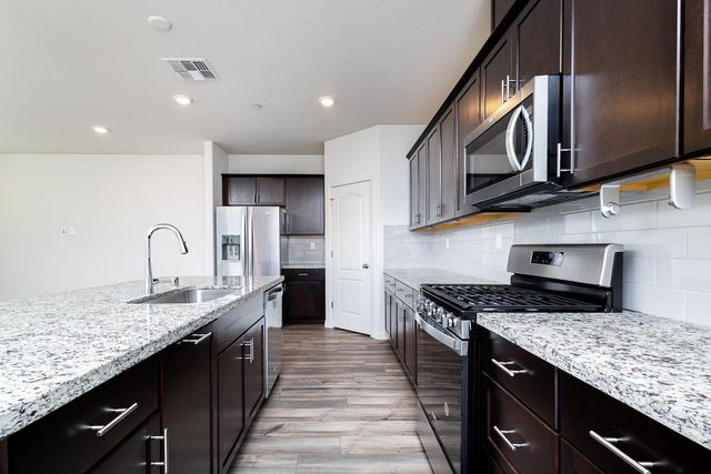 407 Cardini Ct, Lincoln, CA 95648