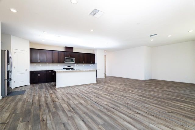 407 Cardini Ct, Lincoln, CA 95648