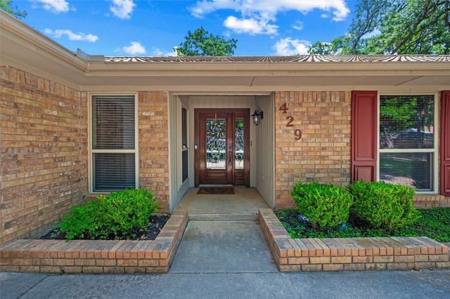 429 Rolling Hills Trail, Arlington, TX 76011