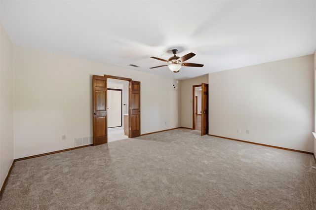 429 Rolling Hills Trail, Arlington, TX 76011