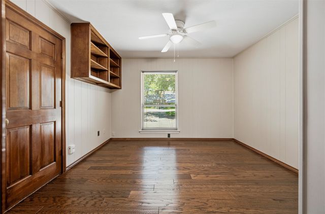 429 Rolling Hills Trail, Arlington, TX 76011