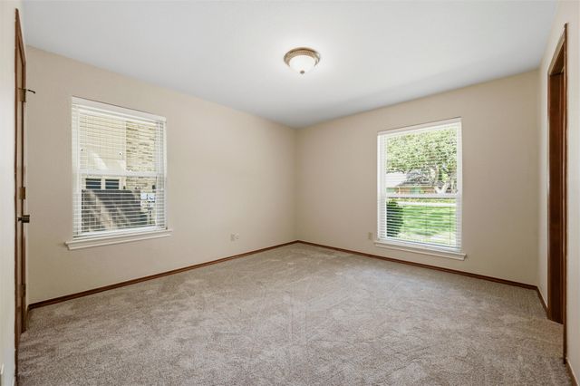 429 Rolling Hills Trail, Arlington, TX 76011