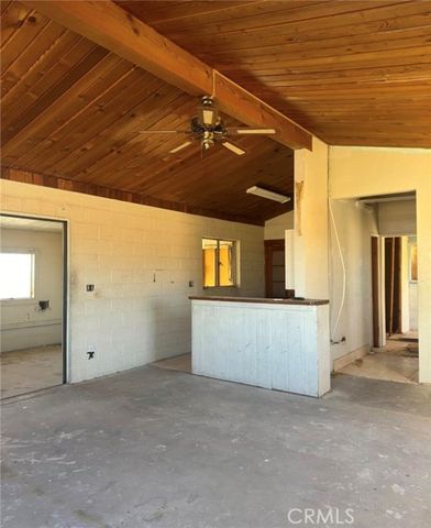 9439 Blackhawk, Lucerne Valley, CA 92356