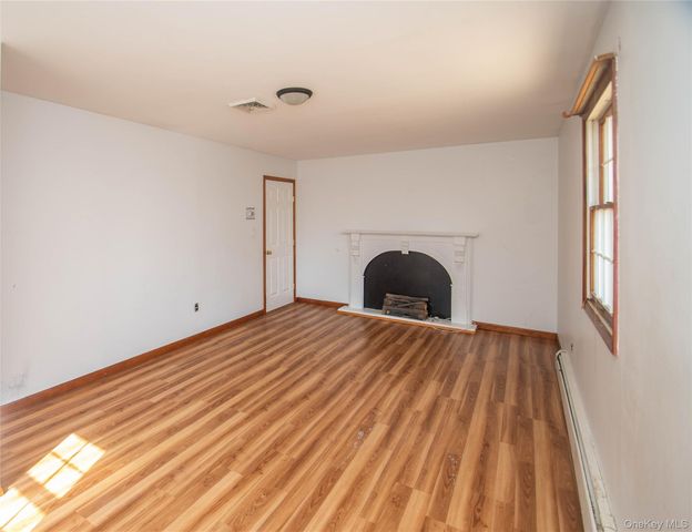 18 Russo Drive, Newburgh, NY 12550