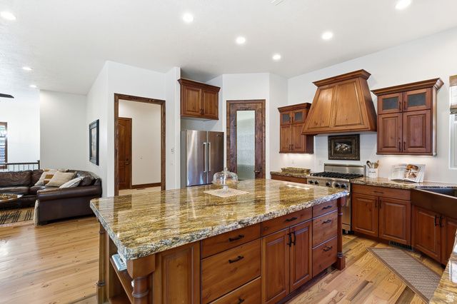 2847 W AMINI WAY, South Jordan, UT 84095