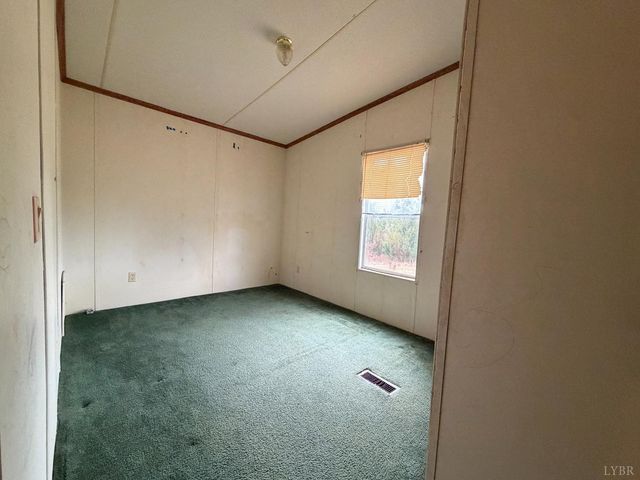 1472 Twenty Two Road, Pamplin, VA 23958