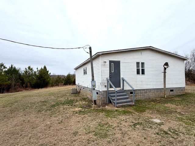 1472 Twenty Two Road, Pamplin, VA 23958