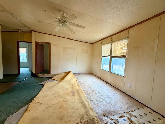 1472 Twenty Two Road, Pamplin, VA 23958