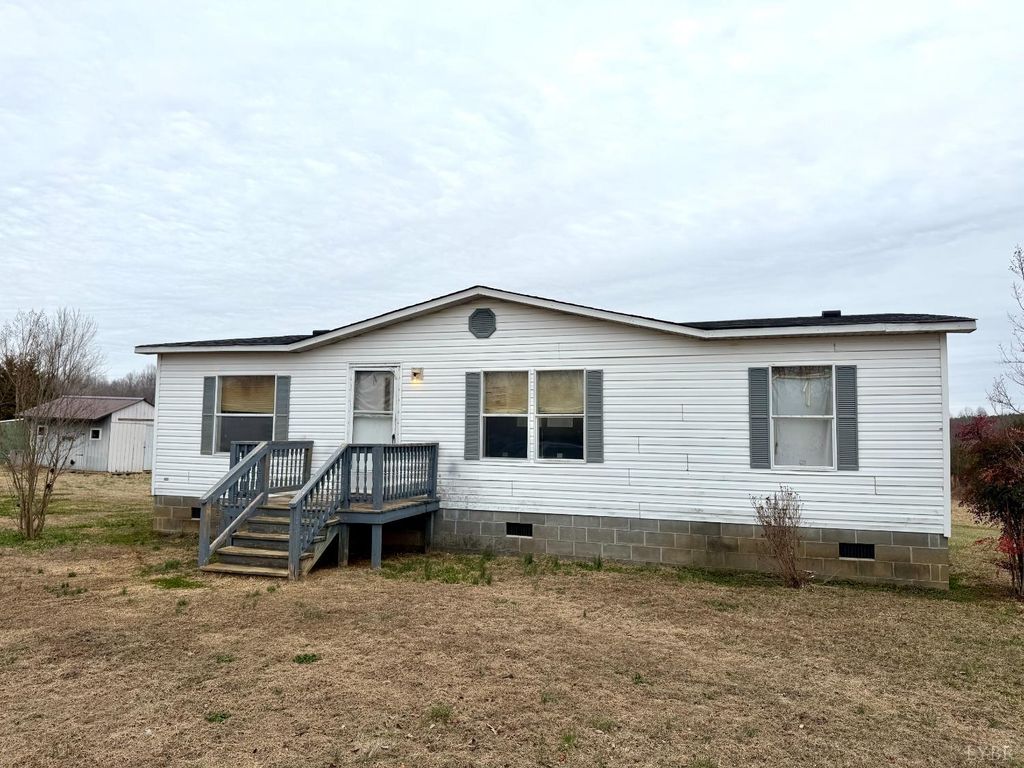 1472 Twenty Two Road, Pamplin, VA 23958