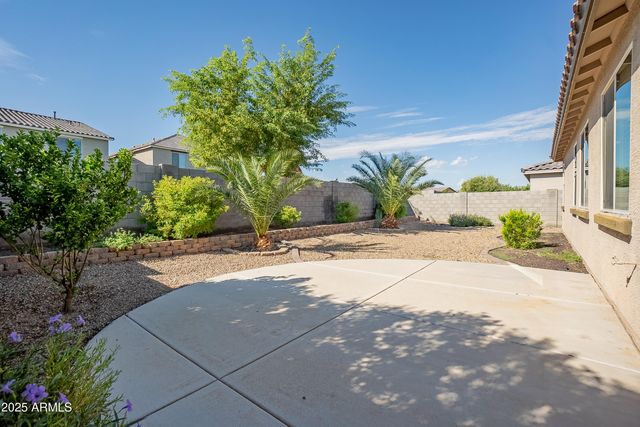 2057 W BRIANA Way, San Tan Valley, AZ 85144