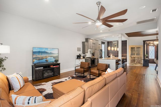 122 Vitra Pl, San Antonio, TX 78210