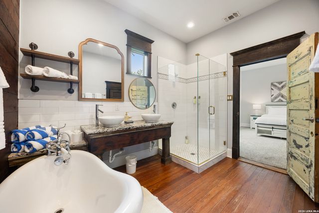 122 Vitra Pl, San Antonio, TX 78210