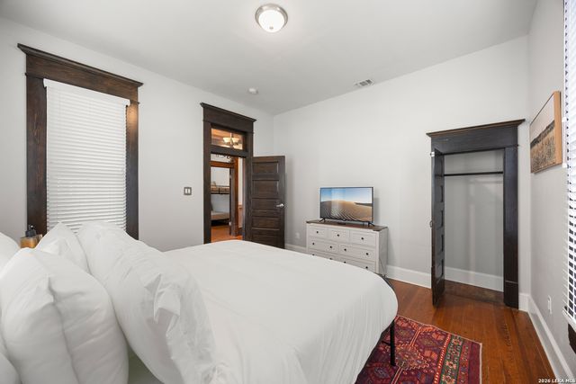 122 Vitra Pl, San Antonio, TX 78210