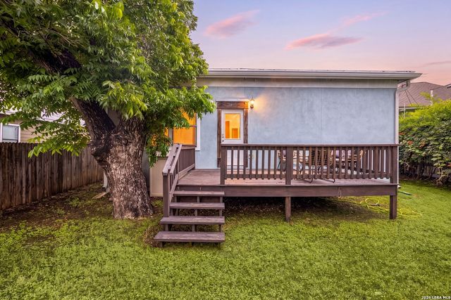 122 Vitra Pl, San Antonio, TX 78210