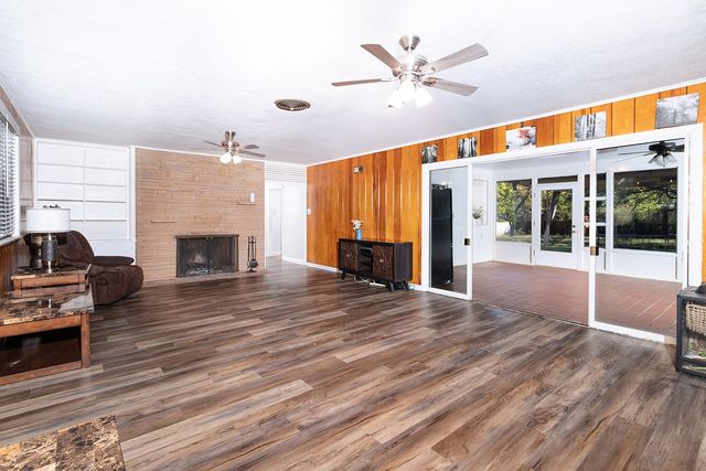 603 Grand Avenue, Brady, TX 76825