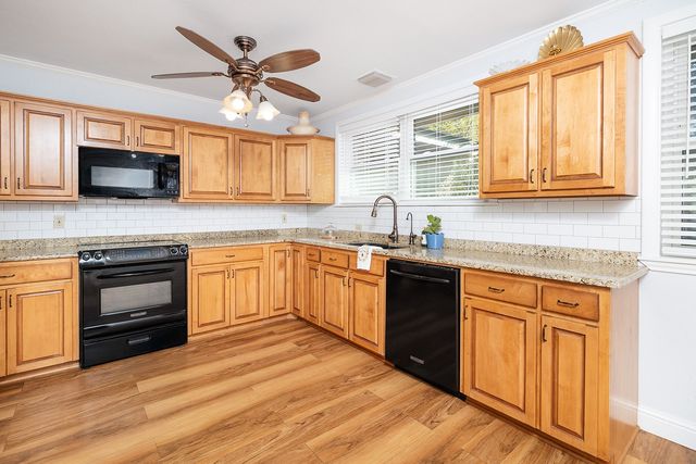 603 Grand Avenue, Brady, TX 76825