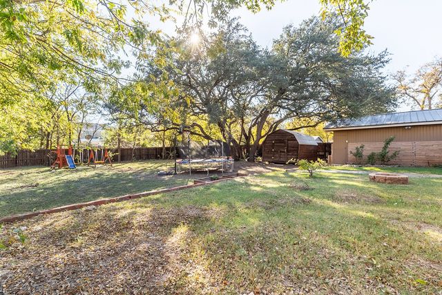 603 Grand Avenue, Brady, TX 76825