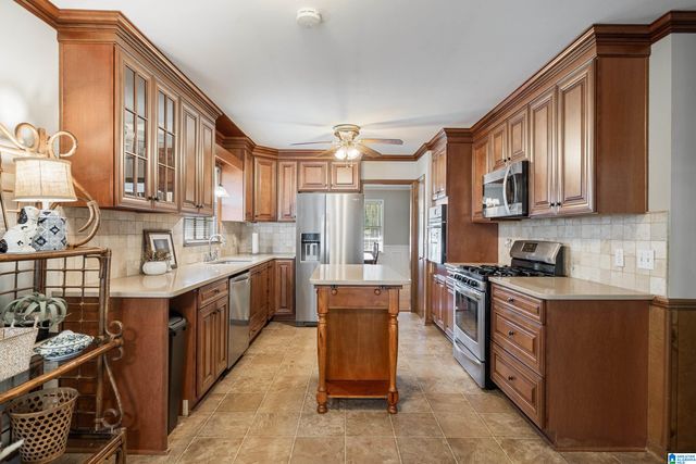 609 DUNMORE CIRCLE, Hoover, AL 35226