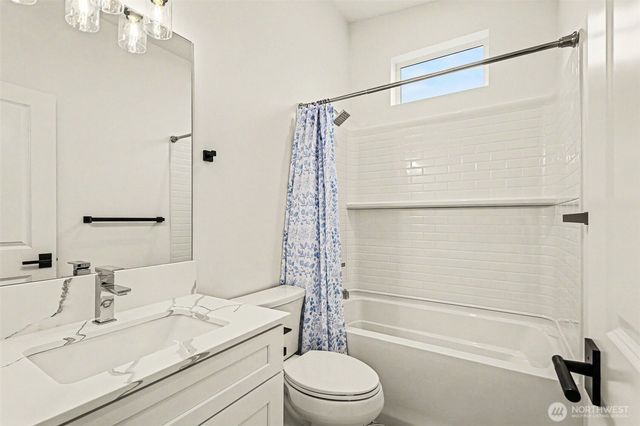 9725 4th Avenue W, Everett, WA 98204