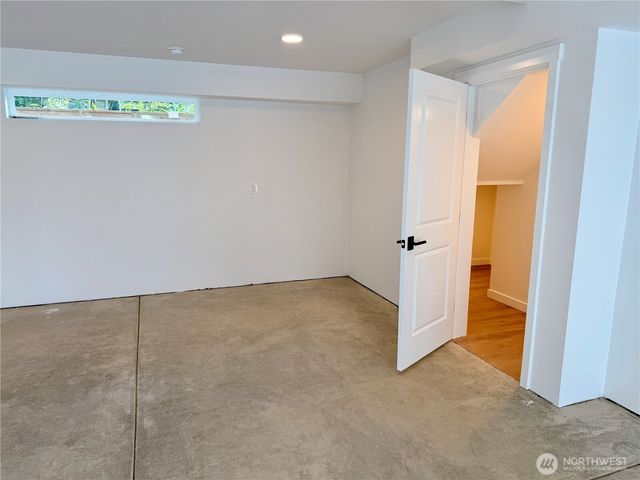 9725 4th Avenue W, Everett, WA 98204