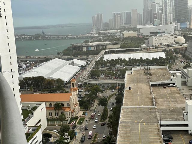 1750 N Bayshore Drive 3403, Miami, FL 33132