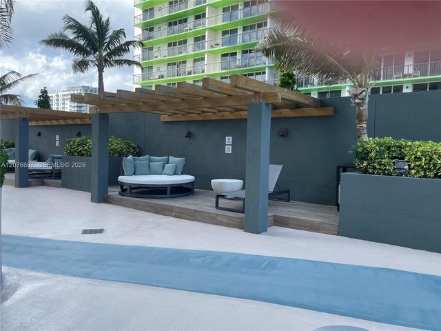 1750 N Bayshore Drive 3403, Miami, FL 33132