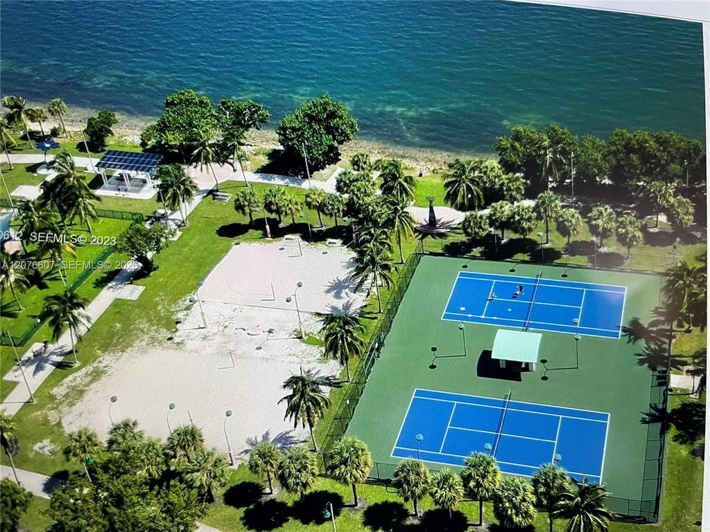 1750 N Bayshore Drive 3403, Miami, FL 33132