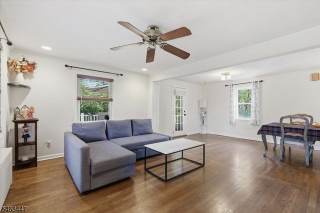 52 Lacey Ave, Long Hill Twp., NJ 07933