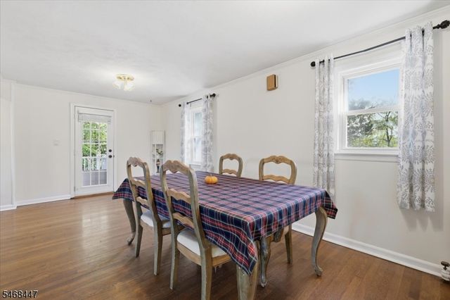 52 Lacey Ave, Long Hill Twp., NJ 07933