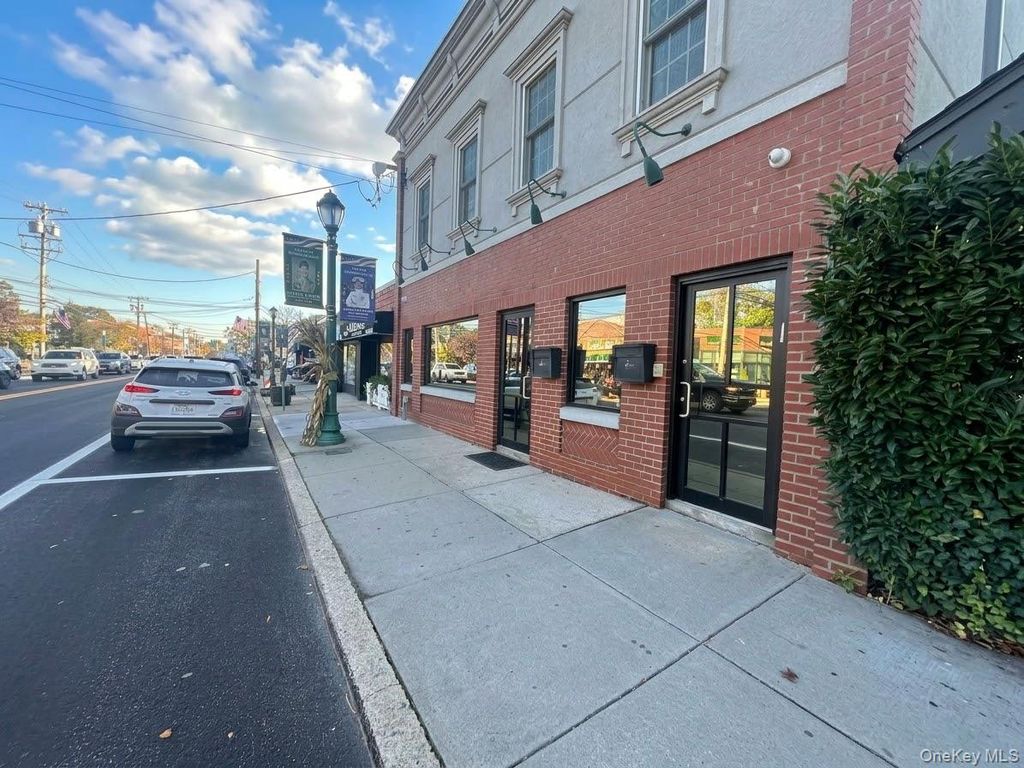 294 Hempstead Avenue, Malverne, NY 11565 — exterior