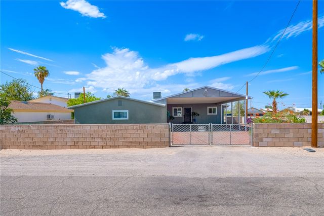 12720 Cortaro Drive, Topock, AZ 86436