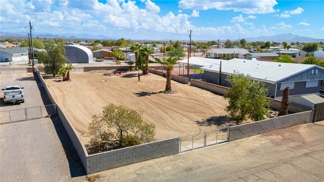 12720 Cortaro Drive, Topock, AZ 86436