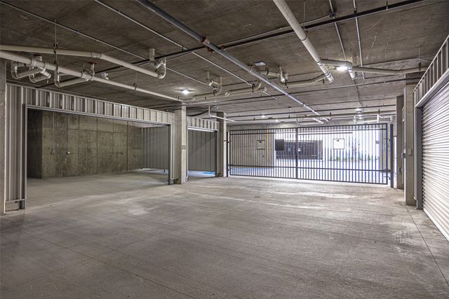 340 O Connor Ridge Boulevard 13, Irving, TX 75038