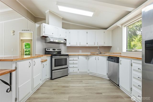 601 166th Street Ct E, Spanaway, WA 98387