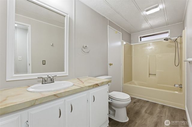 601 166th Street Ct E, Spanaway, WA 98387