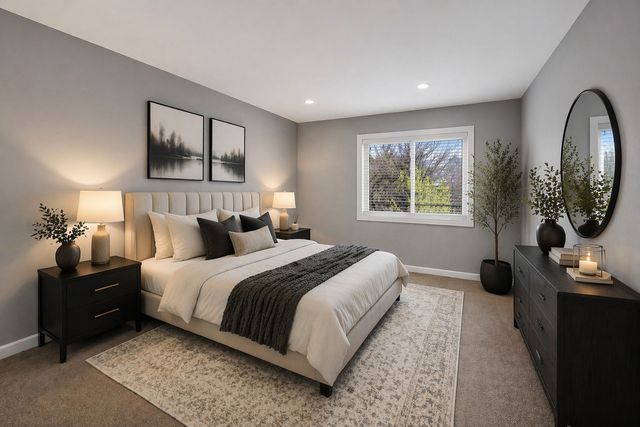 650 Murray Lane 203, Des Plaines, IL 60016