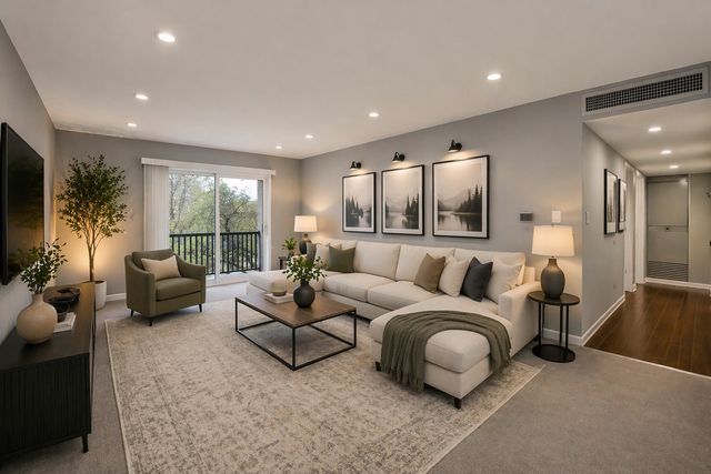 650 Murray Lane 203, Des Plaines, IL 60016